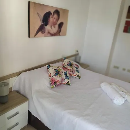 Hotell Edificio Naranjos Estepona