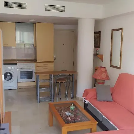 Edificio Naranjos Szálloda