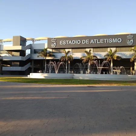 Edificio Naranjos Szálloda *